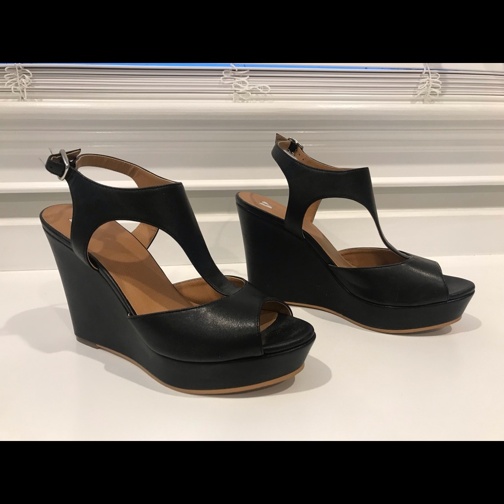 BP Wedges - Picture 2 of 2